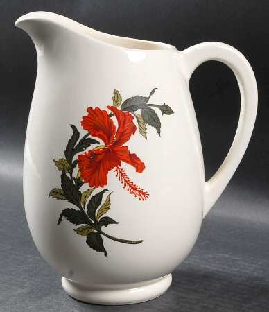Flamingo 32 Oz Pitcher
