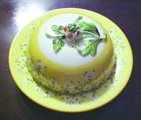 13818 Round Covered Butter