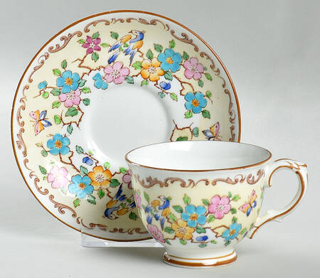 15663 Footed Cup & Saucer Set