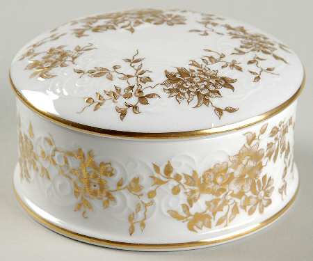 Aristocrat Round Box & Lid