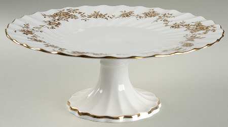 Aristocrat 10" Diameter Pedestal Cake Stand
