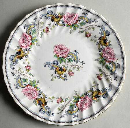 Chelsea Manor Dinner Plate