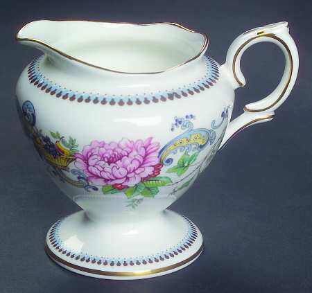 Chelsea Manor Mini Creamer