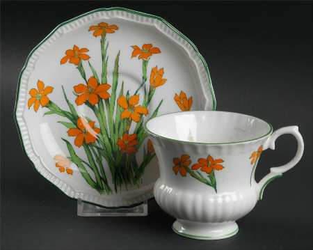 Devon (Scalloped, Green Trim) Footed Cup & Saucer Set
