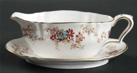 Elizabethan Gravy Boat & Underplate
