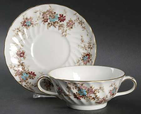 Elizabethan Footed Cream Soup Bowl & Saucer Set
