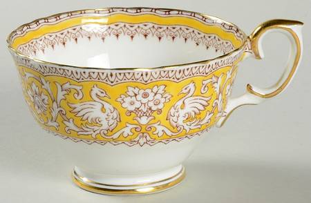 Ellesmere Yellow (Gold Trim) Footed Cup