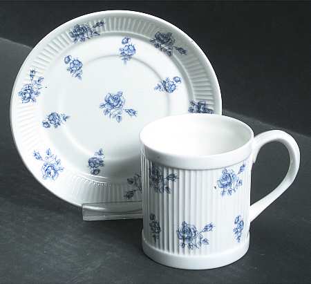 Elsinore Flat Cup & Saucer Set