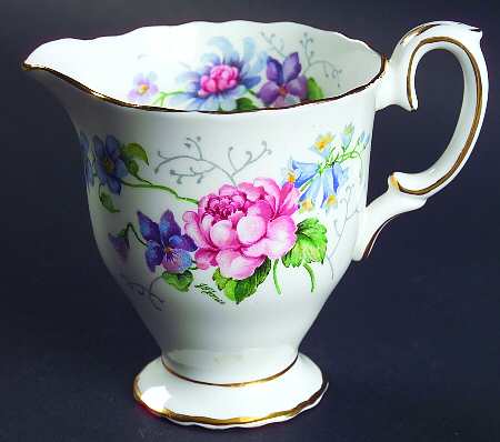 England's Glory (Scalloped) Creamer