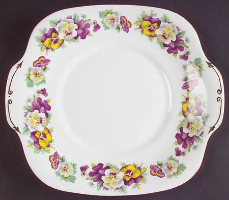 F15069 Square Handled Cake Plate