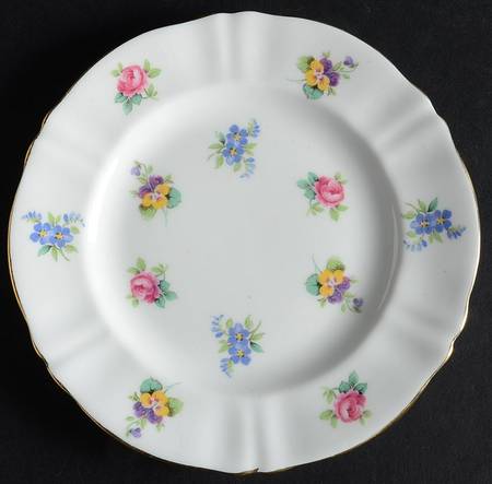 Floral Bouquet (Scalloped, Gold Trim) Bread & Butter Plate