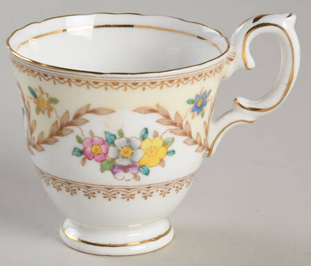 F15744 Footed Demitasse Cup