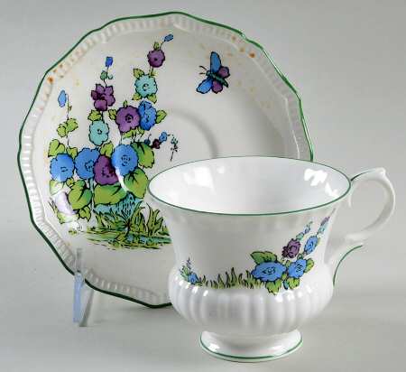 Gainsborough Footed Cup & Saucer Set