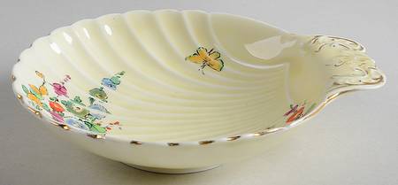 Hollyhock Shell Shaped Dish