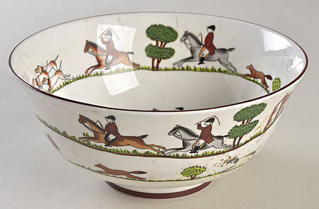 Hunting Scene 7" Chinese Bowl