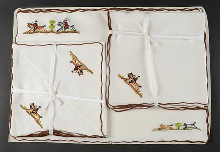 Hunting Scene (16 Piece) Embroidered Cloth Placemat & Napkin Set