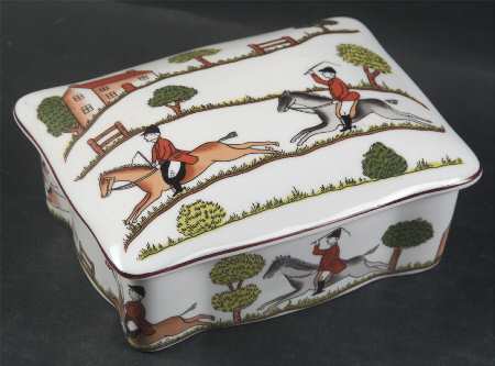 Hunting Scene Cigarette Box & Lid