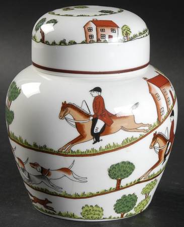 Hunting Scene 4" Ginger Jar & Lid