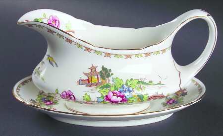Pagoda Gravy Boat & Underplate