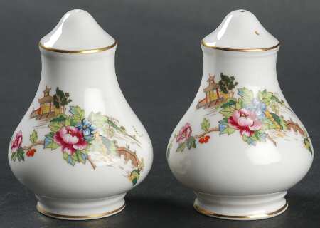 Pagoda Salt & Pepper Set
