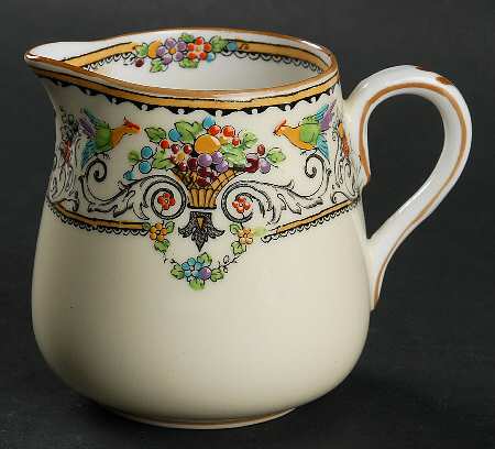 Renaissance Creamer
