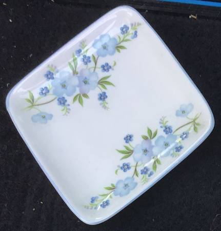 Rock Garden Small Diamond Shaped Dish