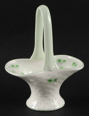 Shamrock 6" Handled Basket
