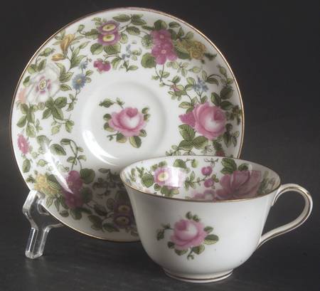 Thousand Flowers Flat Cup & Saucer Set