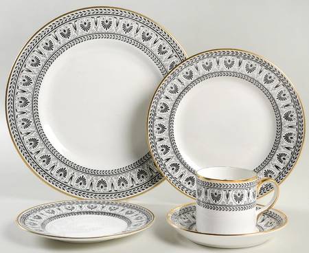 Victoria Black 5 Piece Place Setting
