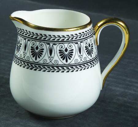 Victoria Black Mini Creamer