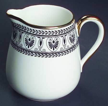 Victoria Black Creamer
