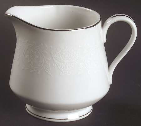 Lovelace Creamer
