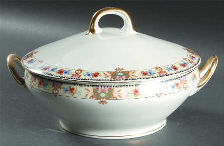 2251 Round Covered Vegetable