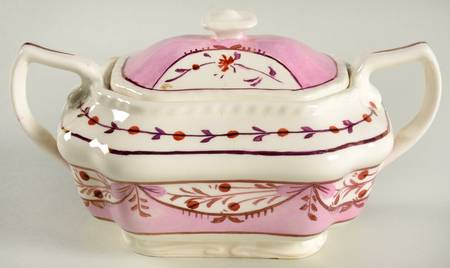 Ruskin (Pink) Sugar Bowl & Lid
