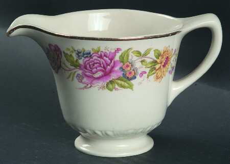 Greenbriar Creamer