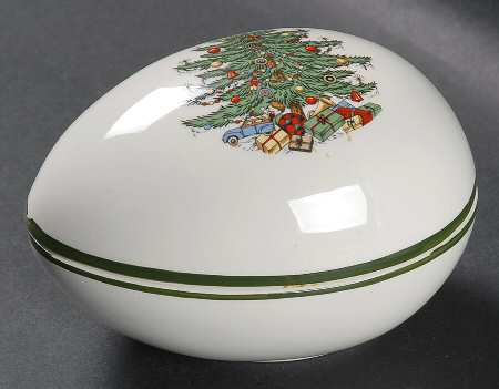 Christmas Tree (Narrow Green Band) Small Egg Box & Lid