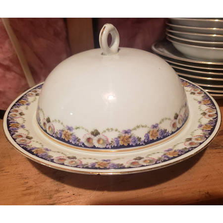 CZE3 Round Covered Butter