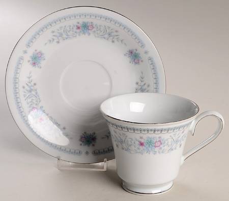 Footed Cup & Saucer Set