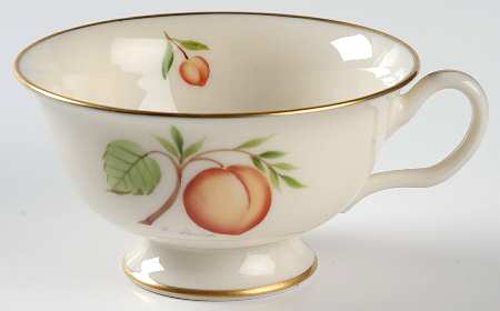 200 Footed Cup