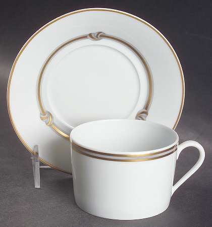 Ruban Or Flat Cup & Saucer Set