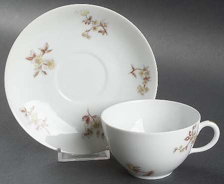 CHF332 Flat Cup & Saucer Set
