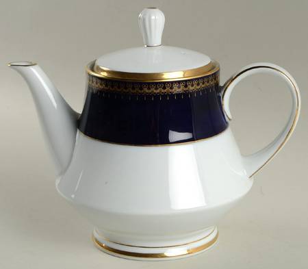 Romanov Teapot & Lid
