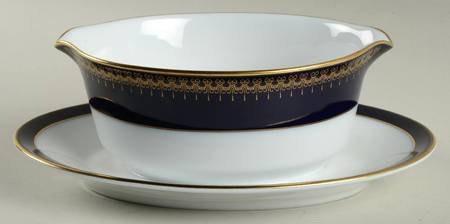 Romanov Gravy Boat with Attached Underplate
