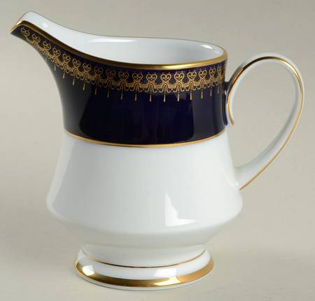 Romanov Creamer