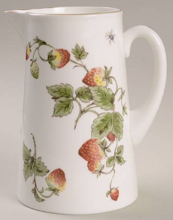 Strawberry (Smooth) 32 Oz Pitcher