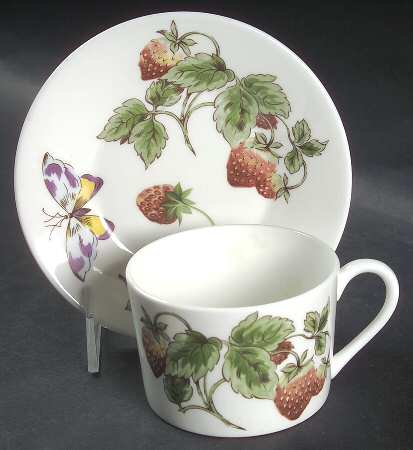 Strawberry (Smooth) Flat Cup & Saucer Set