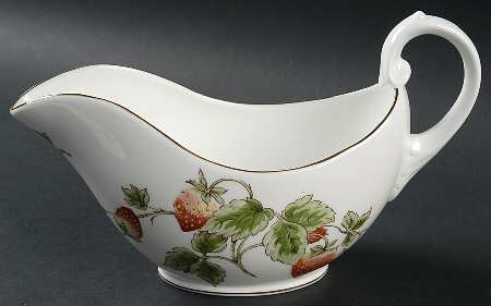 Strawberry (Smooth) Gravy Boat