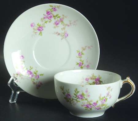 CHF355 Flat Cup & Saucer Set
