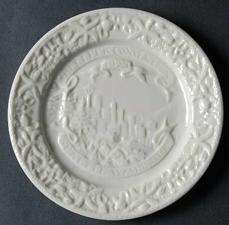 Collectors Society 1995 Collector Plate
