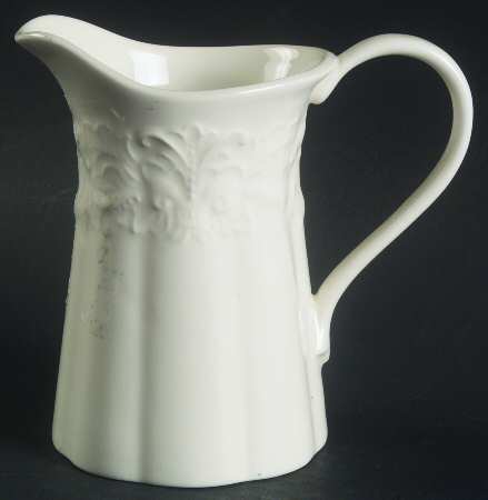 Country Chateau (All White) Creamer
